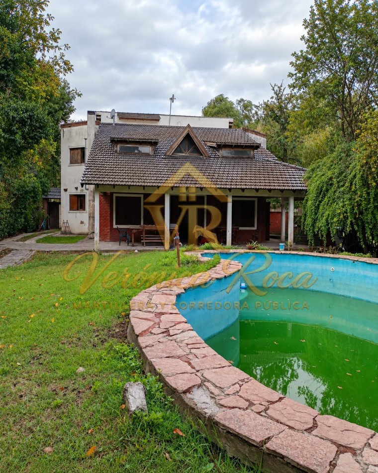 Casa en venta con Piscina y quincho El Trebol, La Union