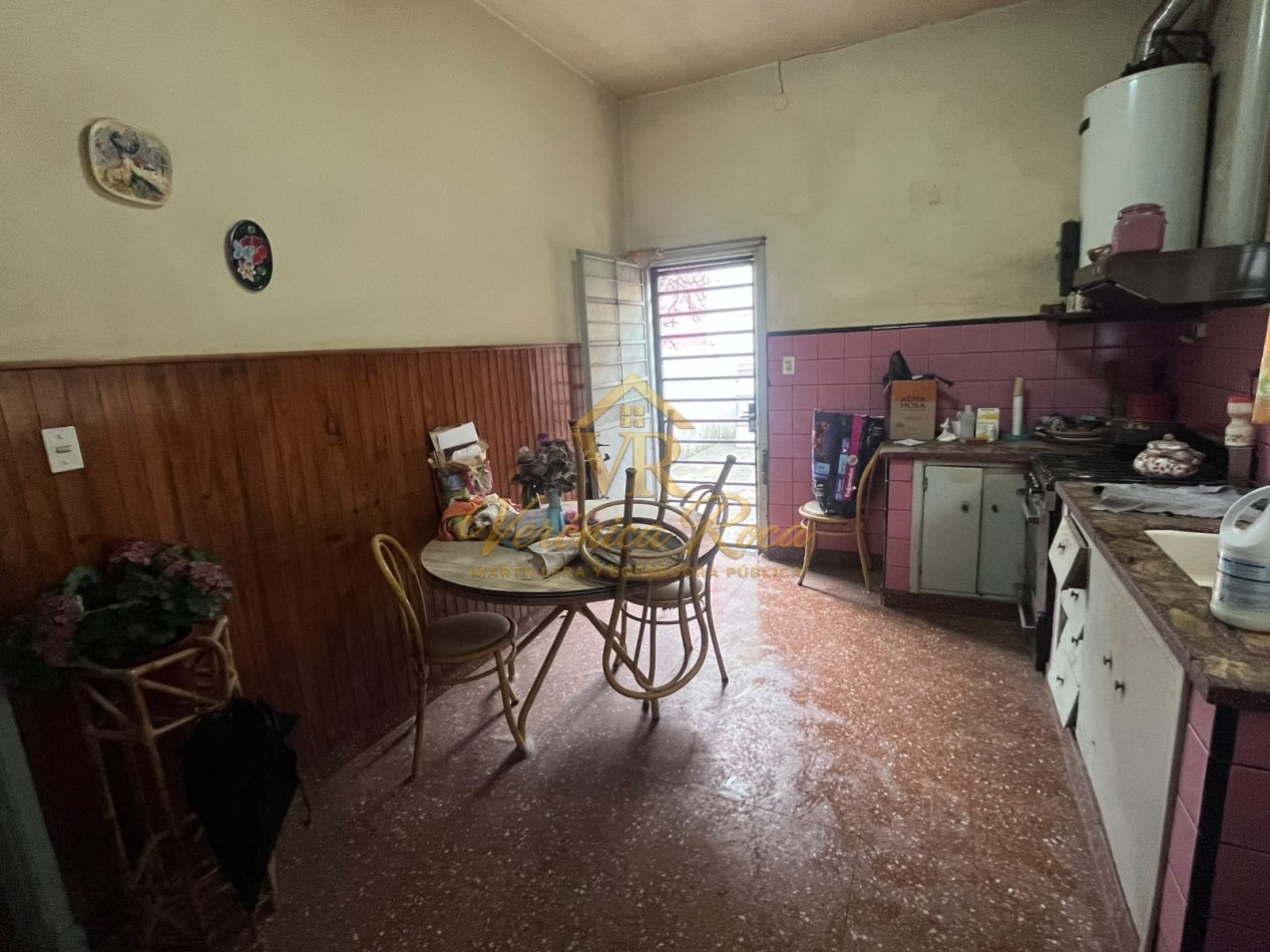 CASA DE 4 AMBIENTES EN VENTA - ALDO BONZI 