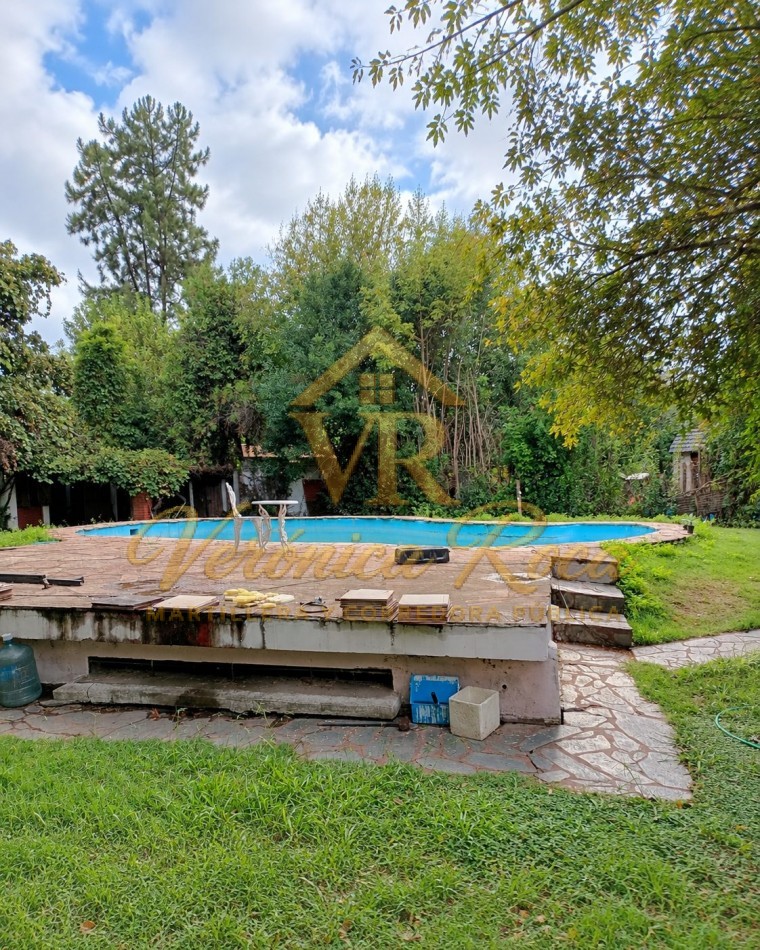 Casa en venta con Piscina y quincho El Trebol, La Union