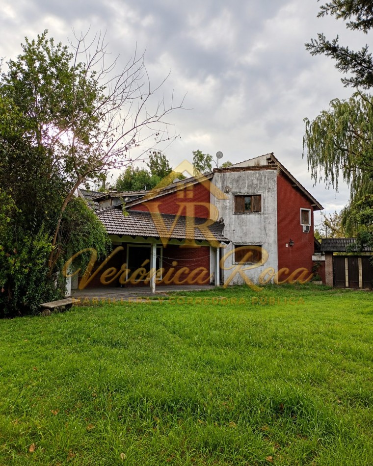 Casa en venta con Piscina y quincho El Trebol, La Union
