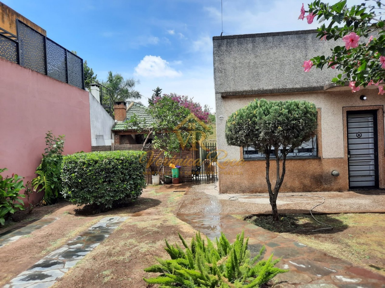 CASA DE 4 AMBIENTES EN VENTA - ALDO BONZI 