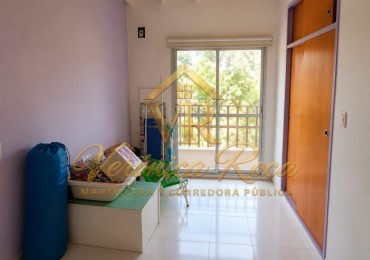 CASA CON 2 GALPONES EN VENTA - BARRIO QUERANDI, CIUDAD EVITA